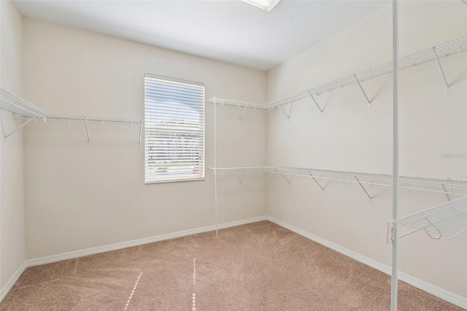 Image 27 of 66 For 26645 Manassas Drive