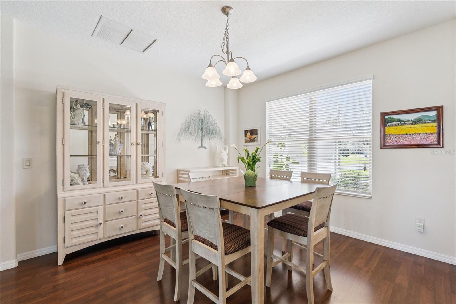 Image 4 of 66 For 26645 Manassas Drive