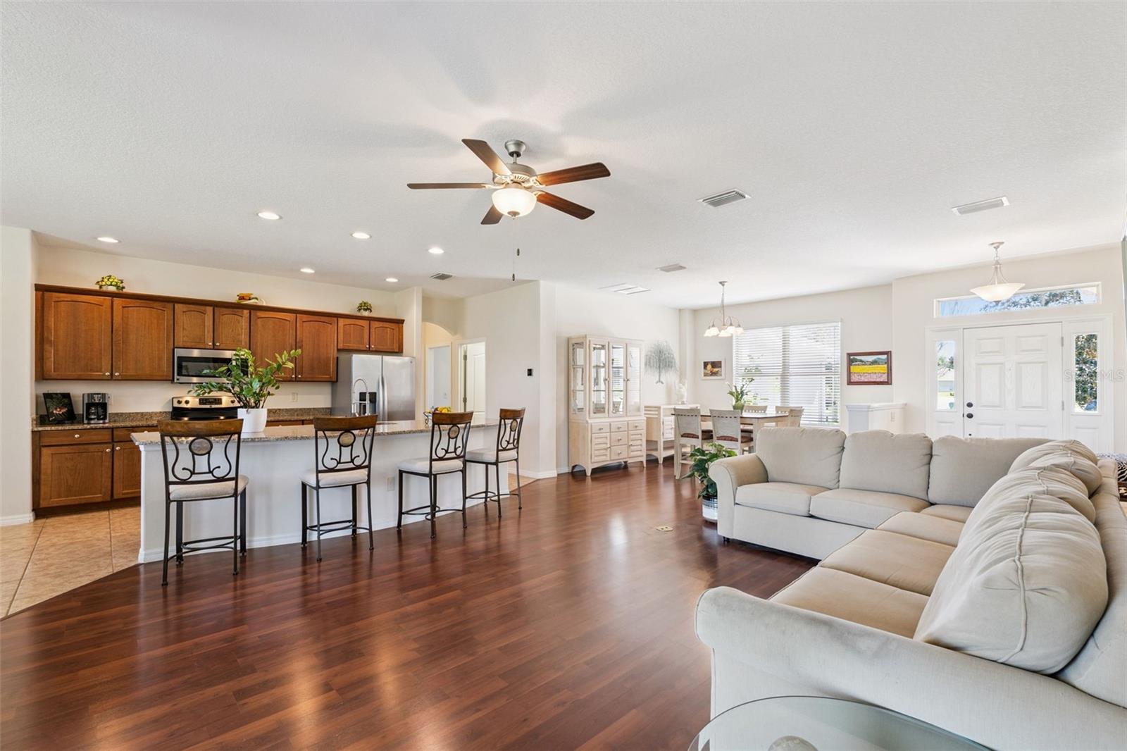 Image 7 of 66 For 26645 Manassas Drive