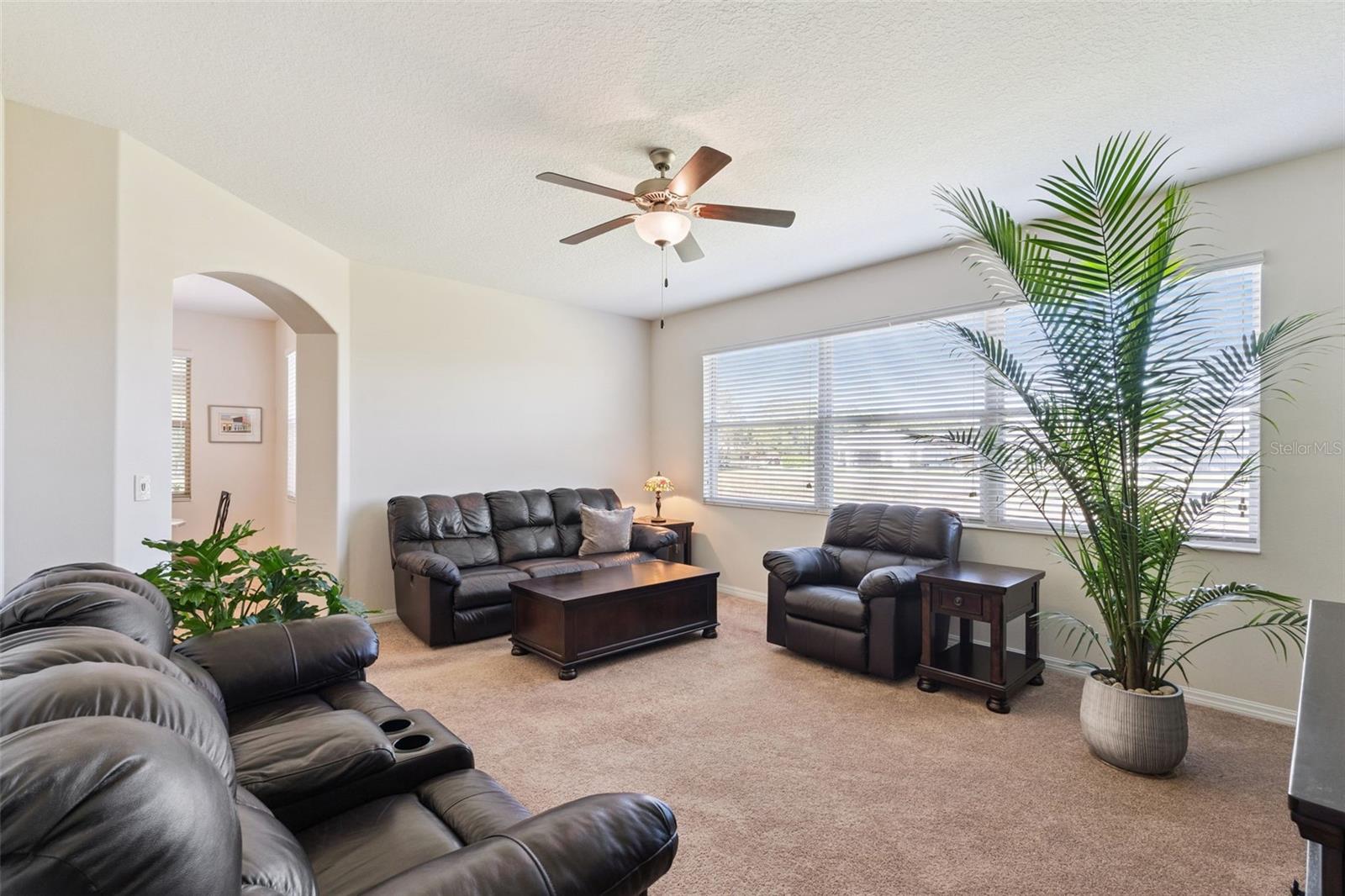 Image 9 of 66 For 26645 Manassas Drive