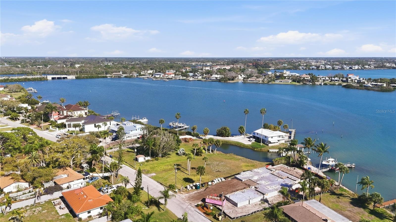 Image 4 of 10 For 0 Bayview Parkway