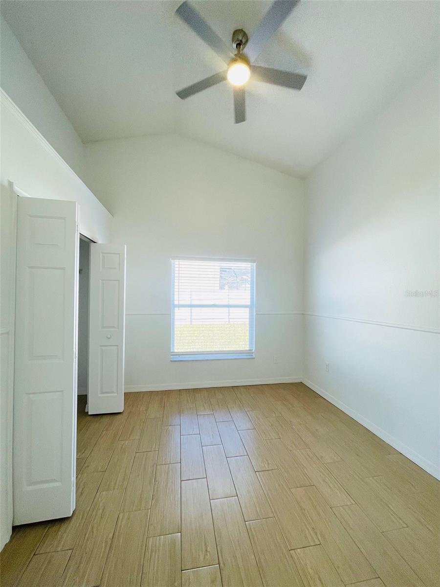 Image 16 of 21 For 2425 Timothy Lane