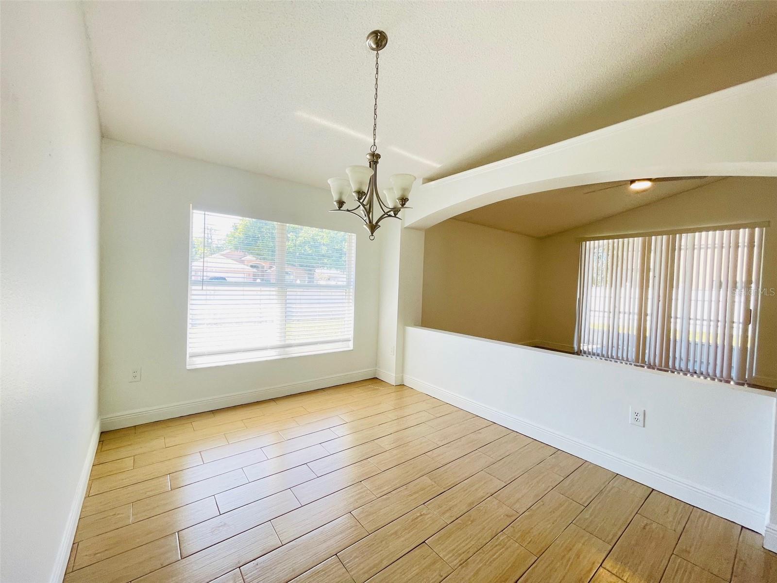 Image 5 of 21 For 2425 Timothy Lane