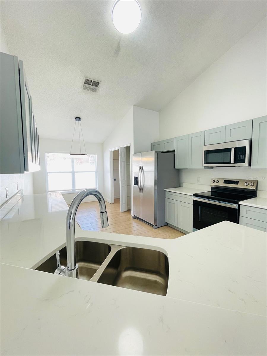 Image 6 of 21 For 2425 Timothy Lane