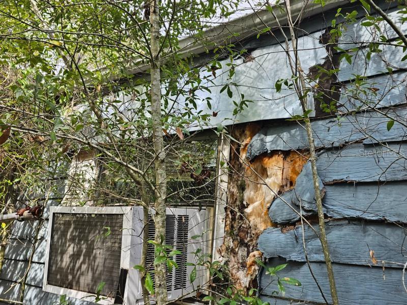 Image 16 of 21 For 4210 175th Street Road