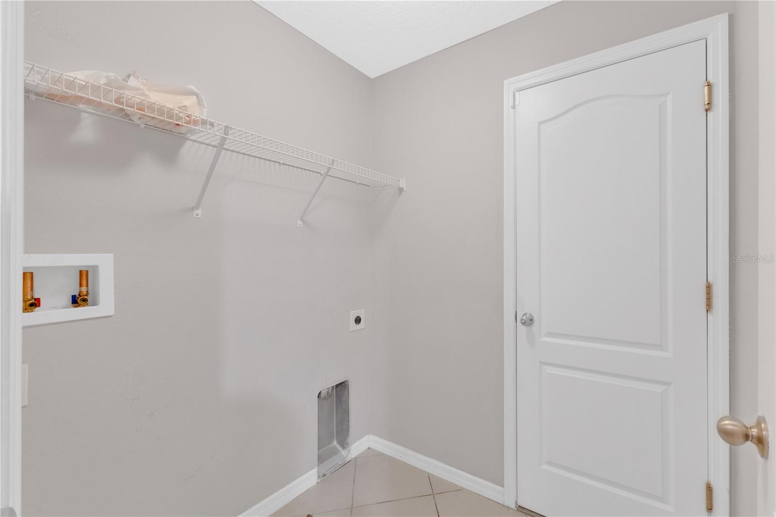 Image 20 of 34 For 116 Whirlaway Drive