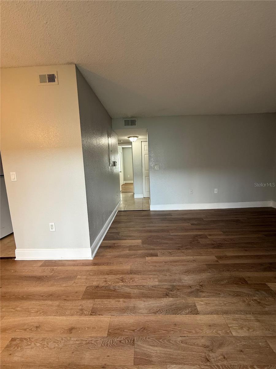 Image 4 of 16 For 4795 Texas Avenue 4795a