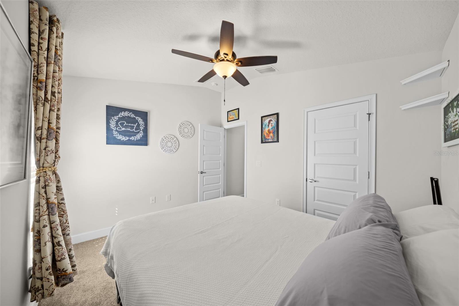 Image 21 of 45 For 695 Lantana Street