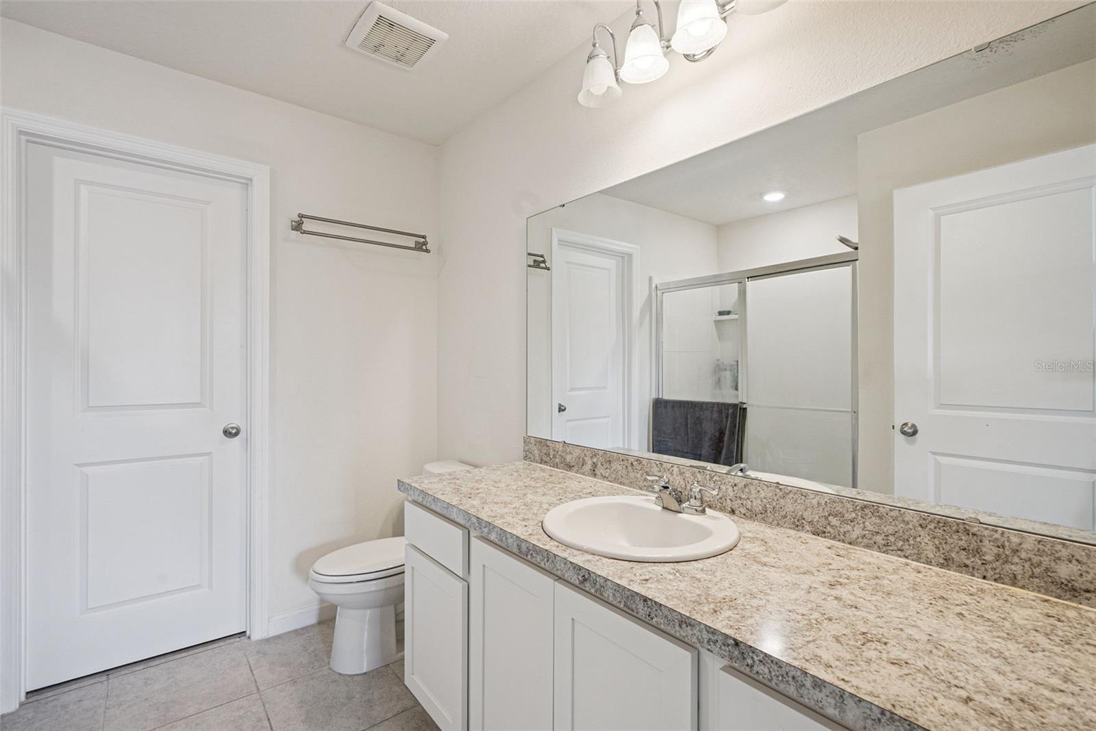 Image 19 of 42 For 2044 Cades Cove Way