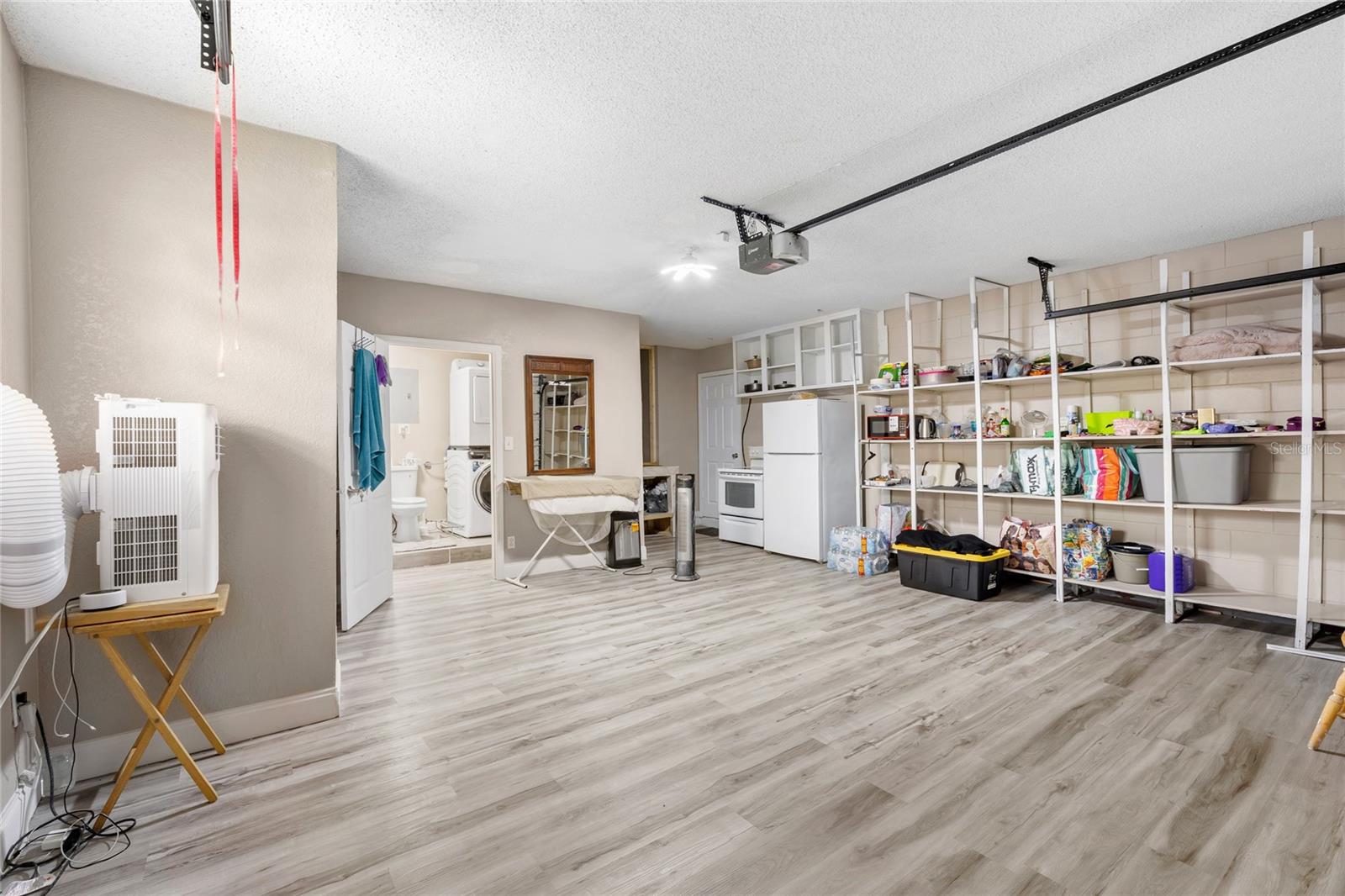 Image 25 of 30 For 7033 Tallowtree Lane