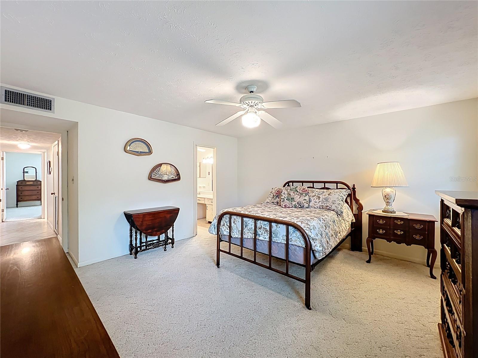 Image 14 of 24 For 4262 Lake Underhill Road 9c7