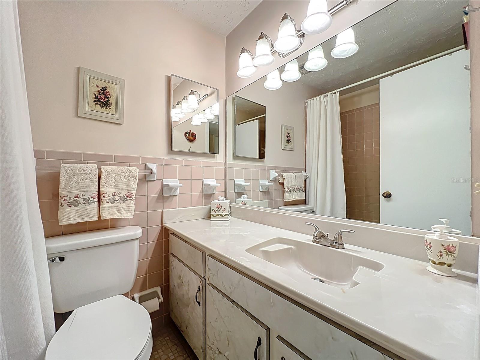 Image 17 of 24 For 4262 Lake Underhill Road 9c7