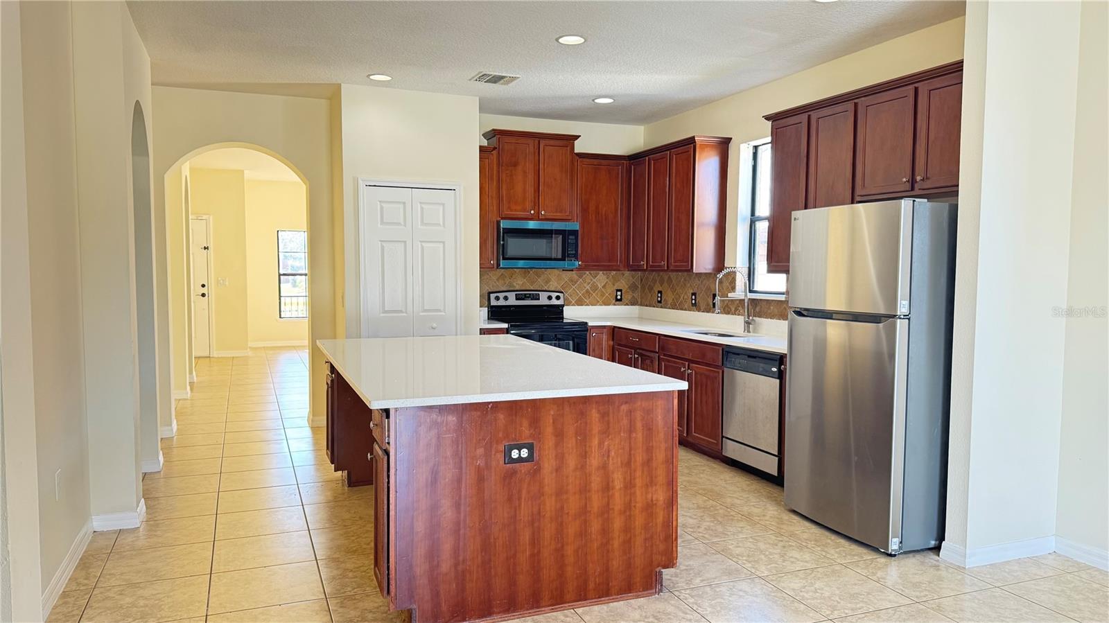 Image 4 of 28 For 2713 Kinsey Drive