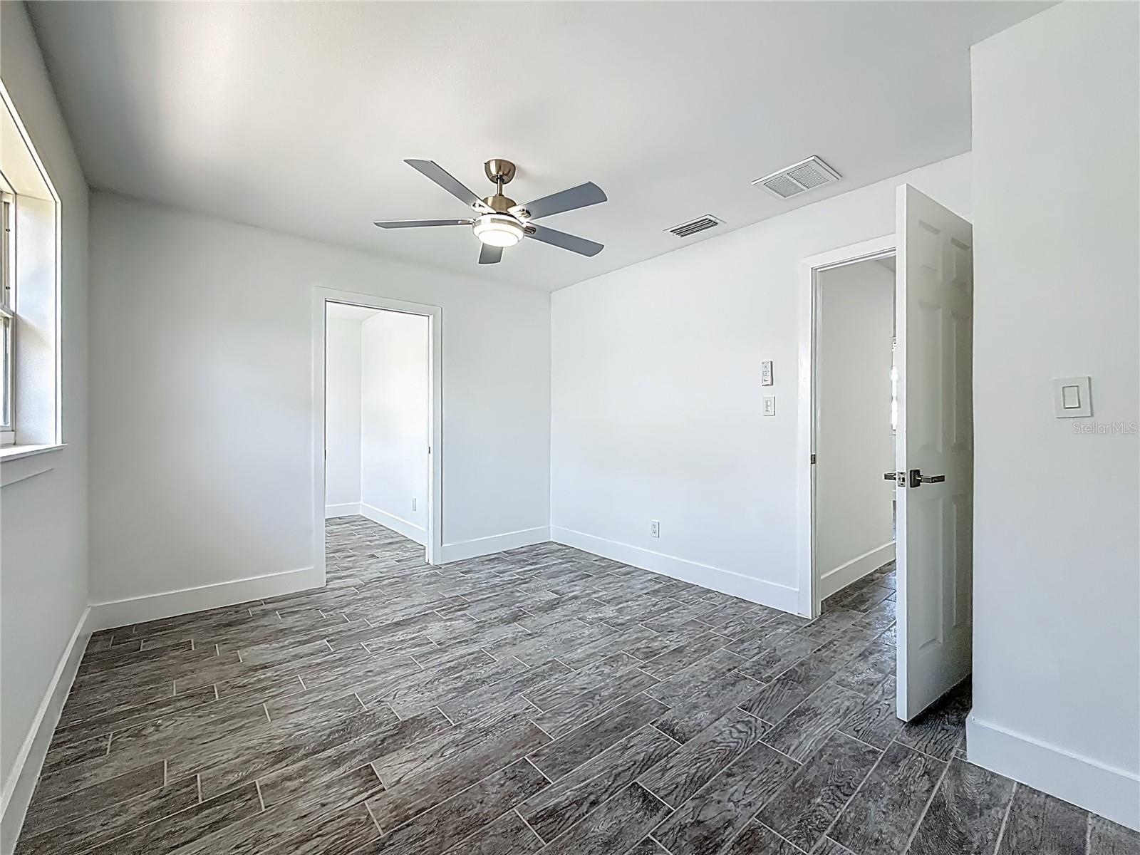 Image 19 of 41 For 3768 Arkansas Avenue Ne