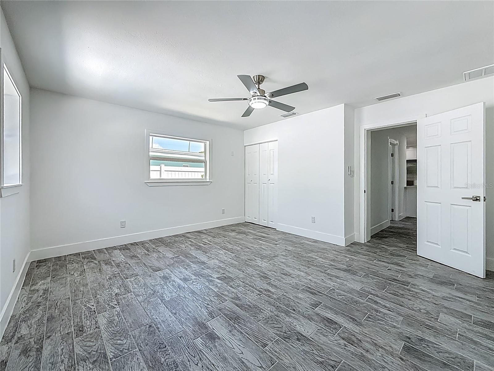 Image 21 of 41 For 3768 Arkansas Avenue Ne