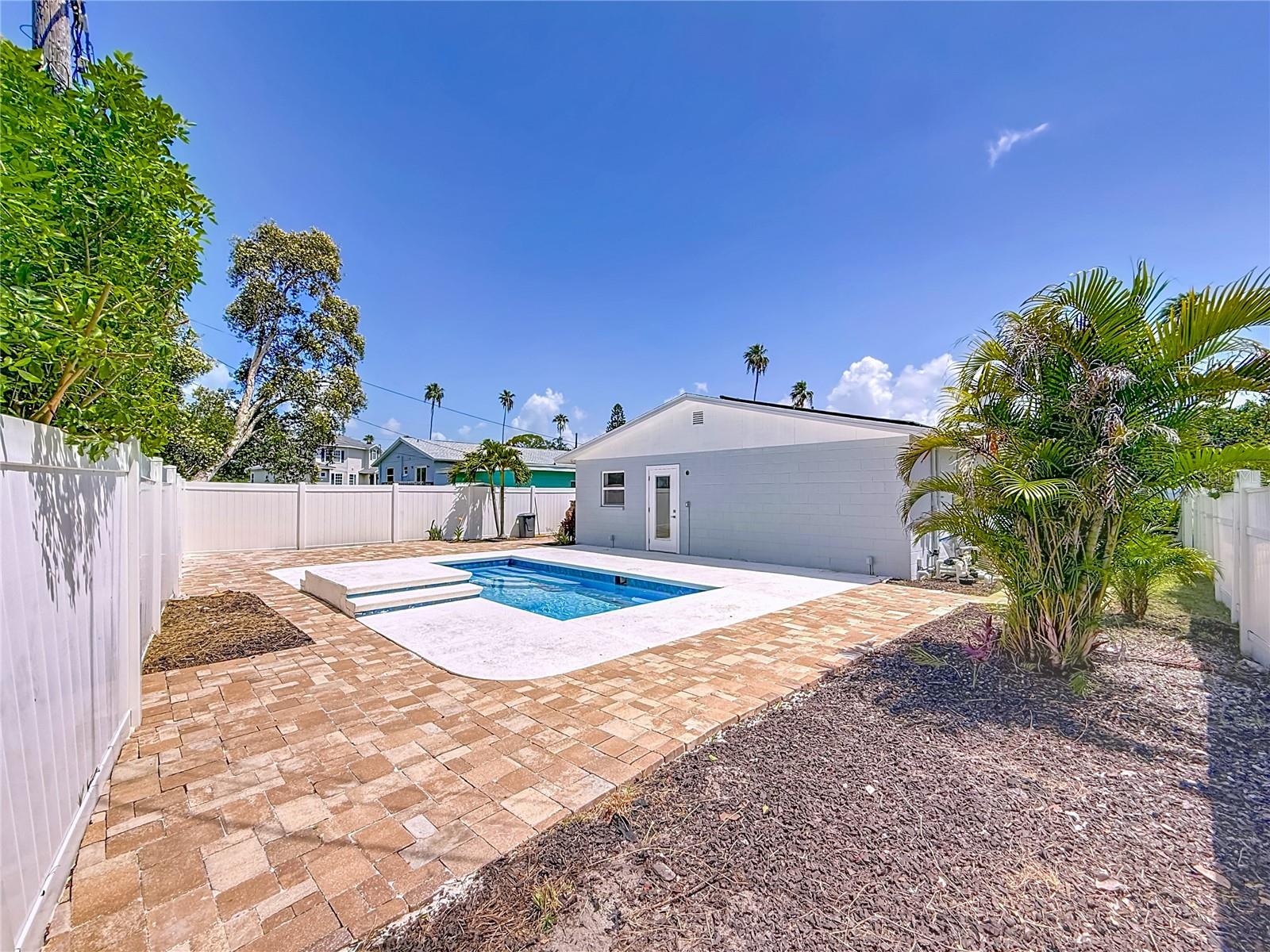 Image 35 of 41 For 3768 Arkansas Avenue Ne