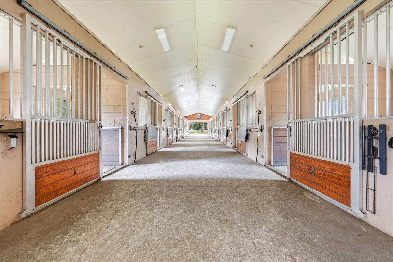 Image 35 of 67 For 2020 Haas Road