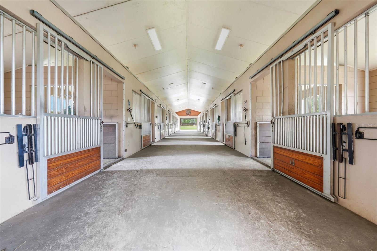 Image 36 of 67 For 2020 Haas Road