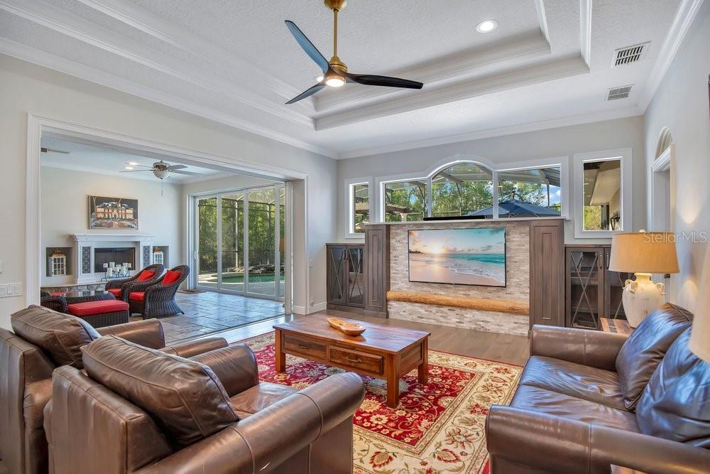 Image 12 of 55 For 328 Mapleview Court