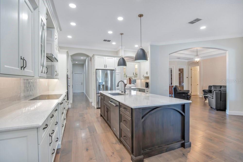 Image 17 of 55 For 328 Mapleview Court