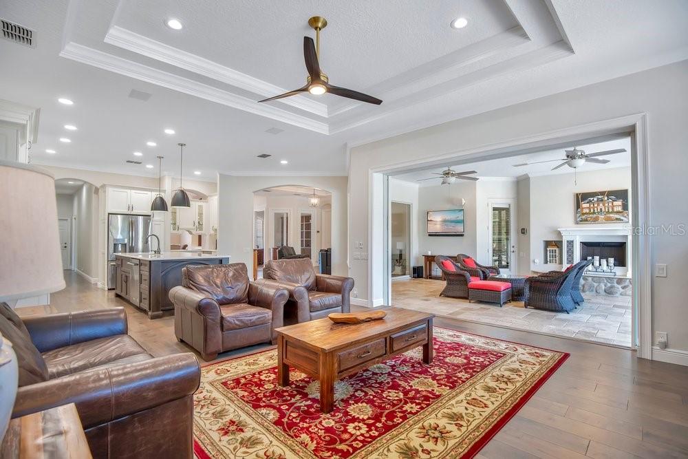 Image 22 of 55 For 328 Mapleview Court