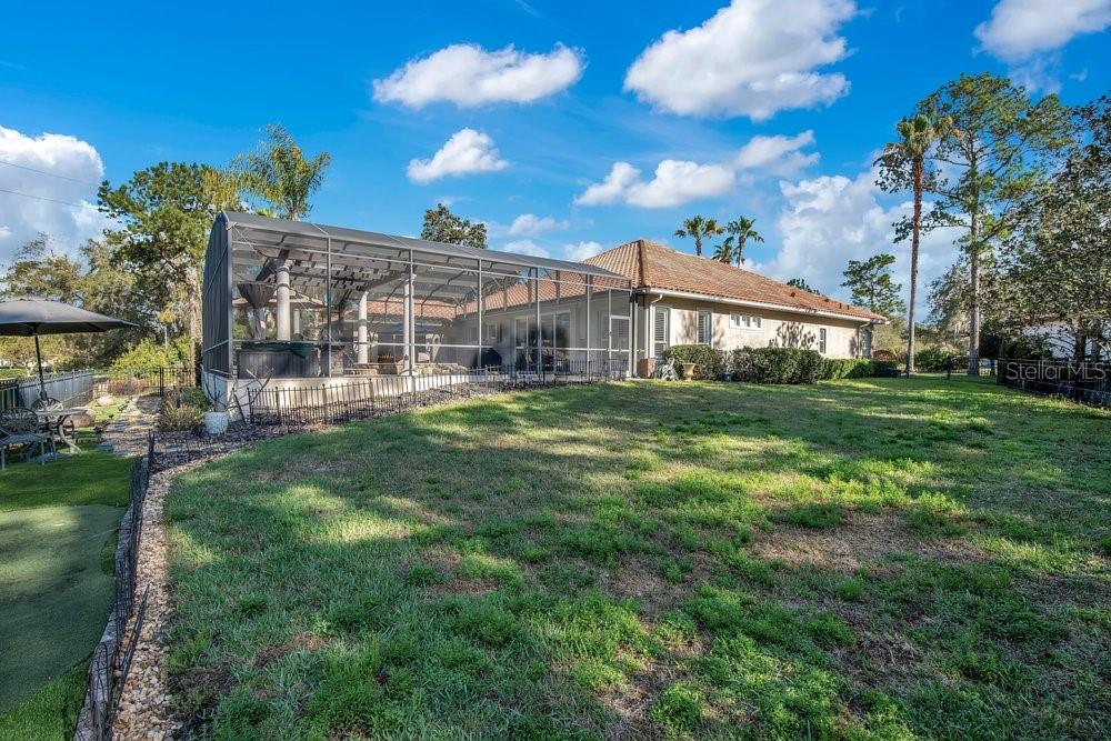 Image 43 of 55 For 328 Mapleview Court