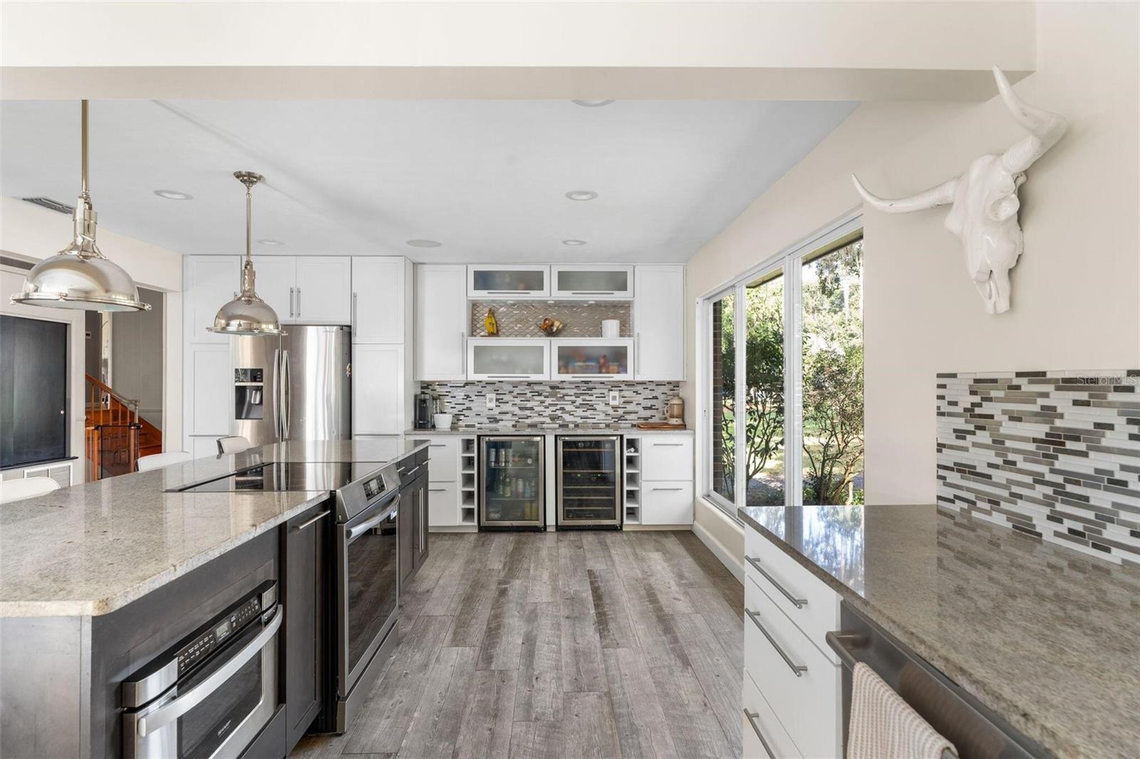 Image 11 of 52 For 4551 1st Avenue