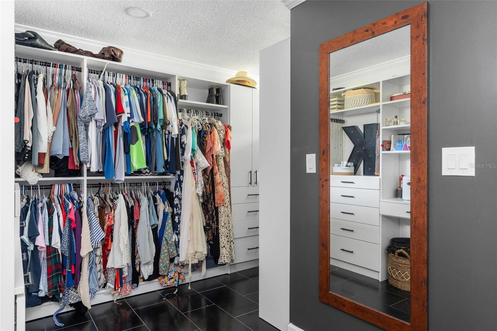 Image 22 of 52 For 4551 1st Avenue