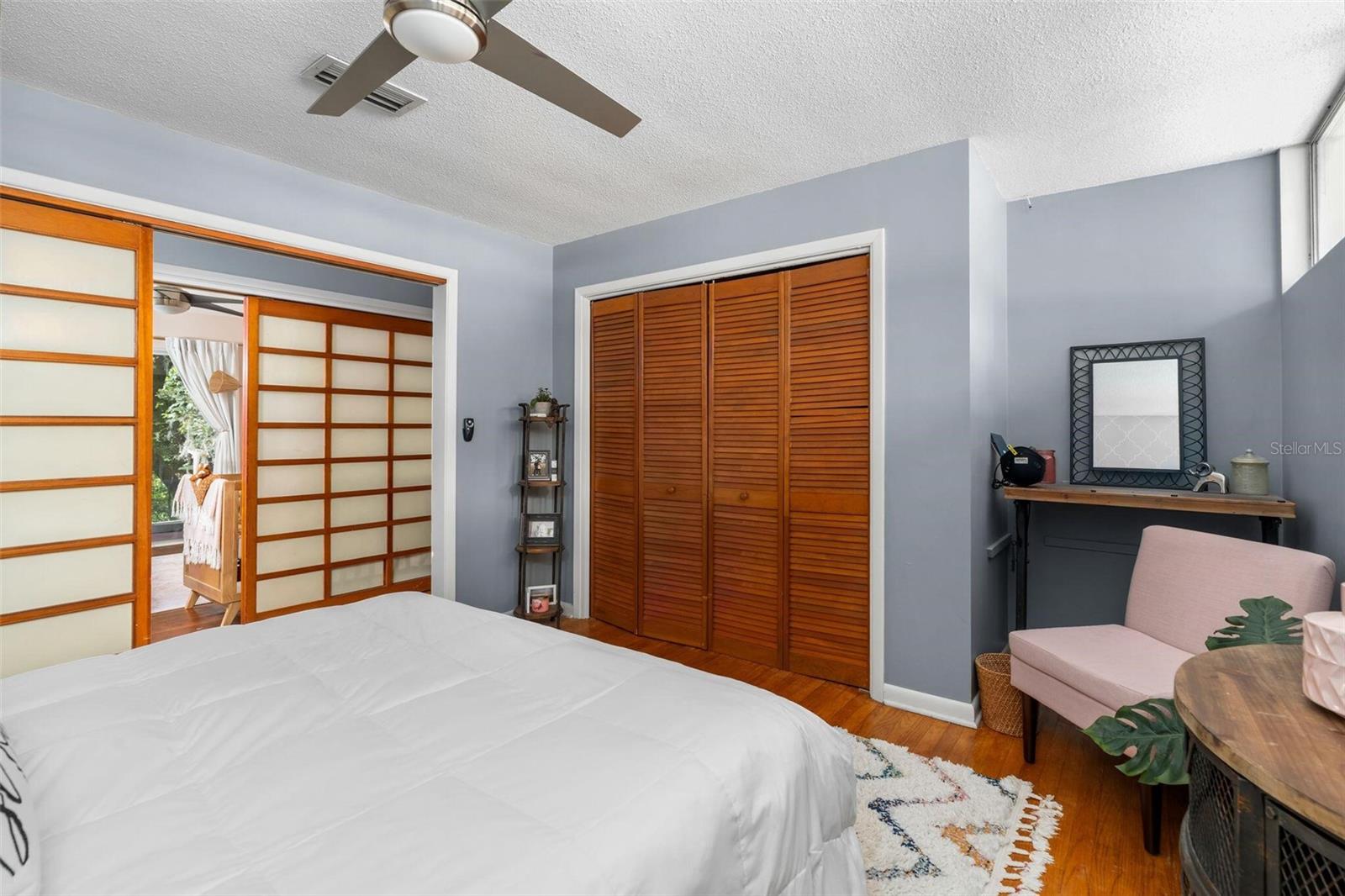 Image 31 of 52 For 4551 1st Avenue