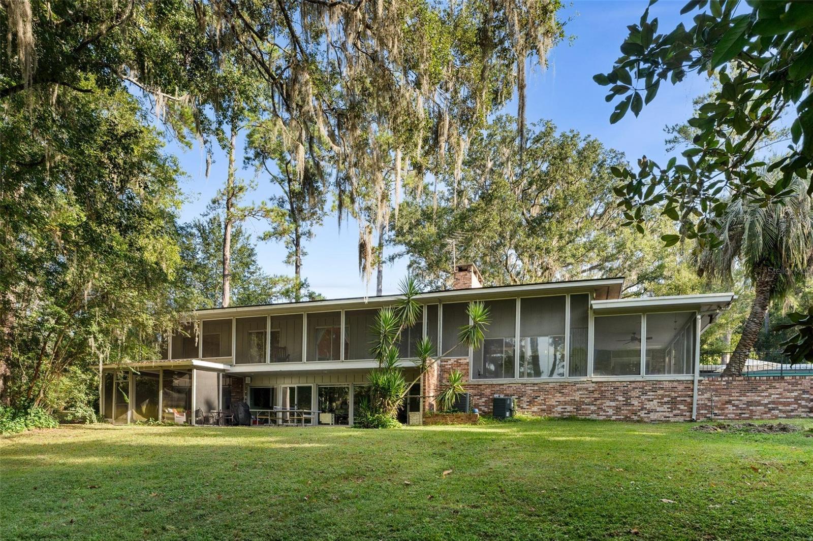 Image 37 of 52 For 4551 1st Avenue