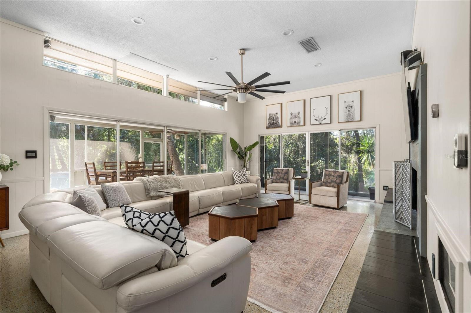 Image 4 of 52 For 4551 1st Avenue