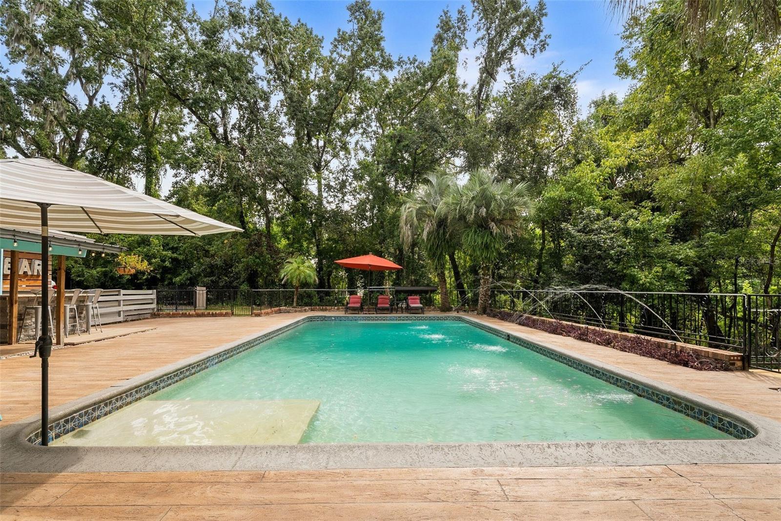 Image 41 of 52 For 4551 1st Avenue