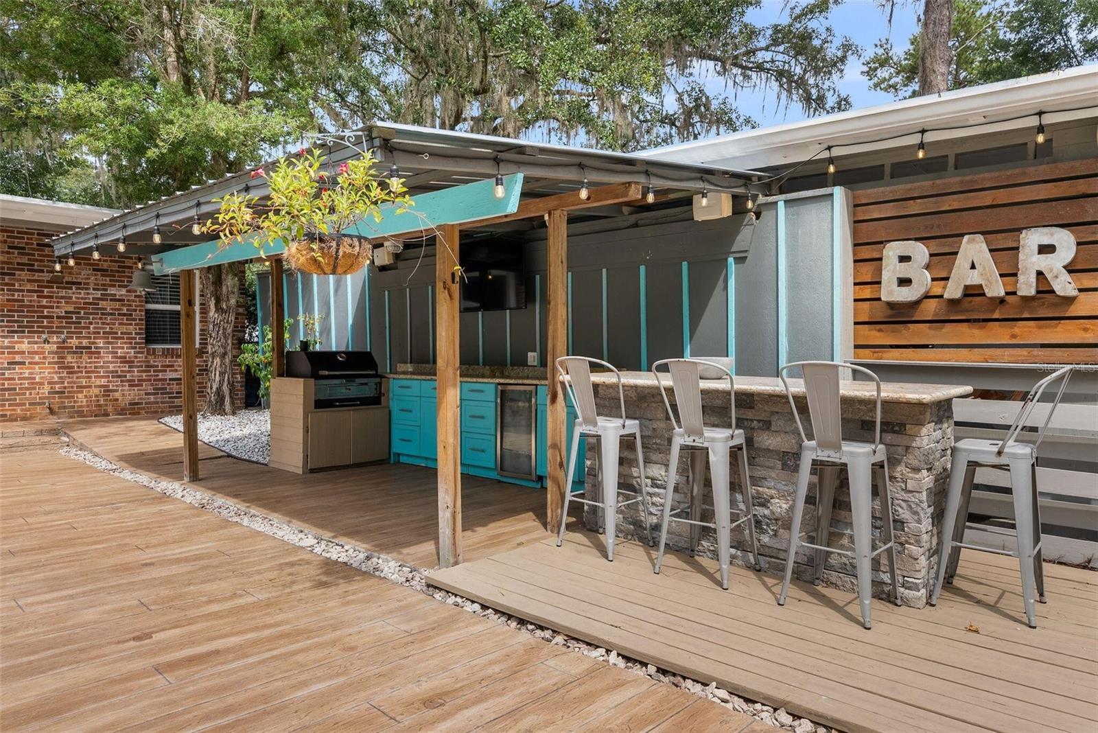 Image 43 of 52 For 4551 1st Avenue