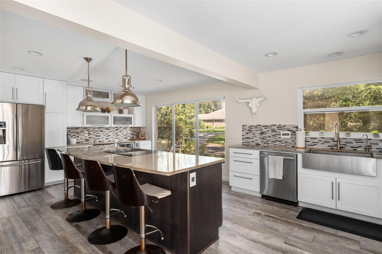 Image 9 of 52 For 4551 1st Avenue