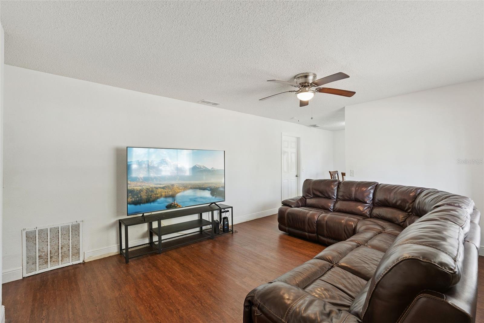 Image 6 of 25 For 4695 Watch Hill Road