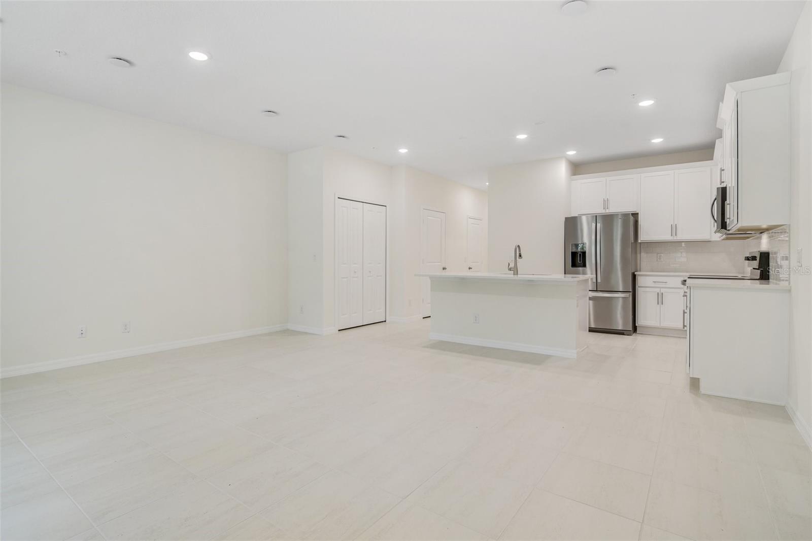 Image 5 of 11 For 543 Southern Edge Way