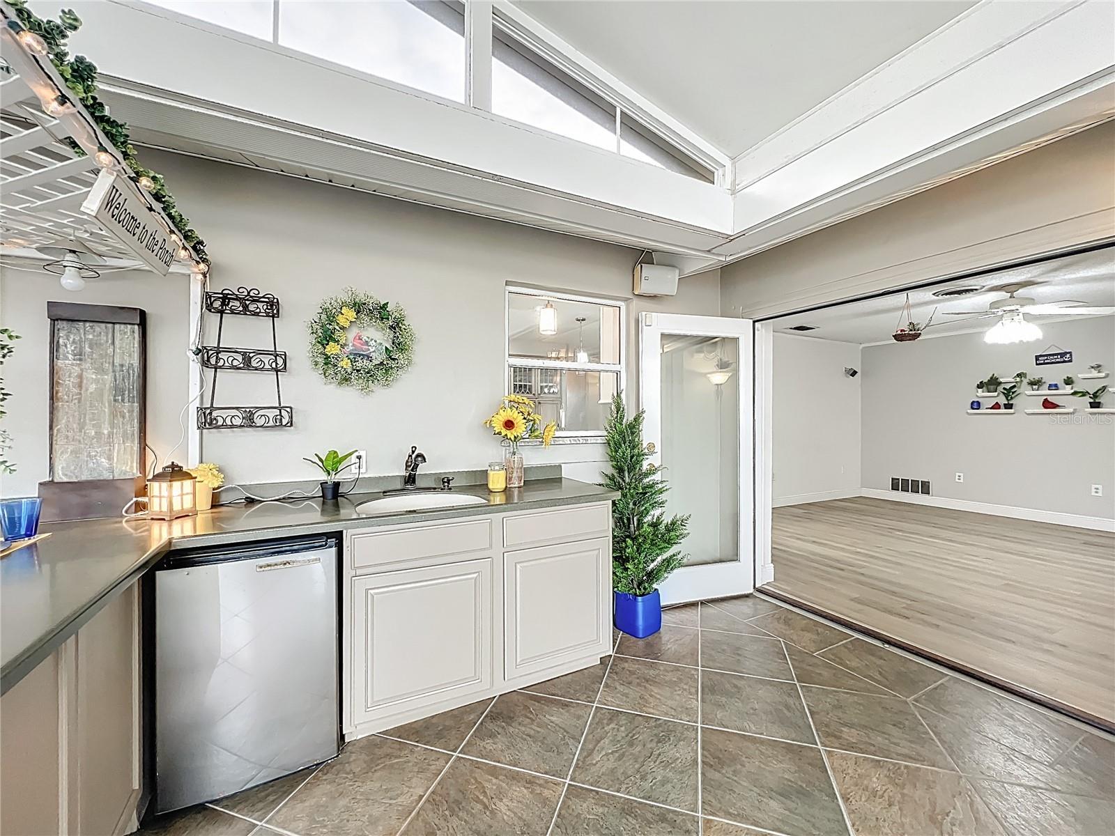 Image 27 of 59 For 737 Hardwick Court