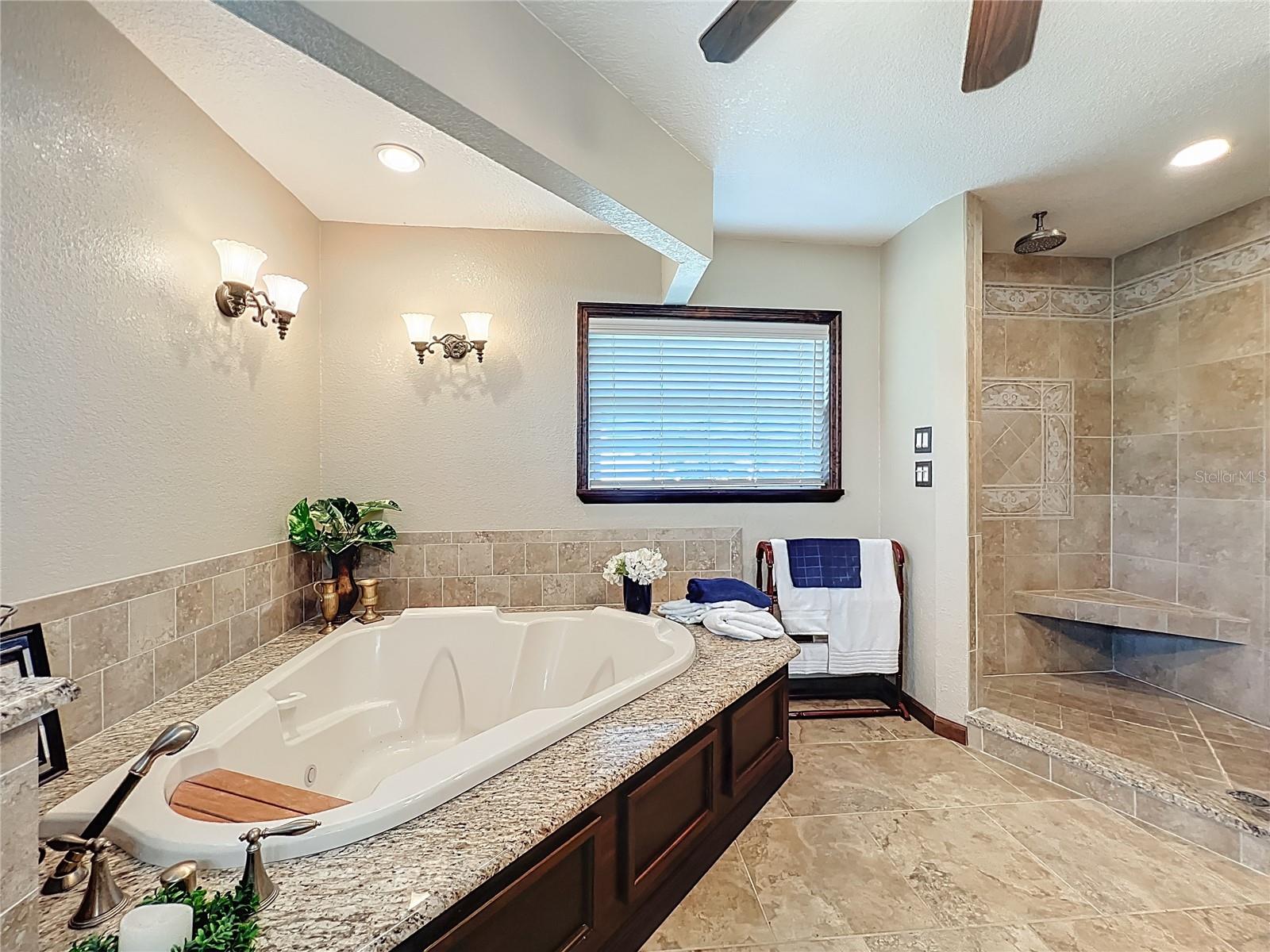 Image 37 of 59 For 737 Hardwick Court