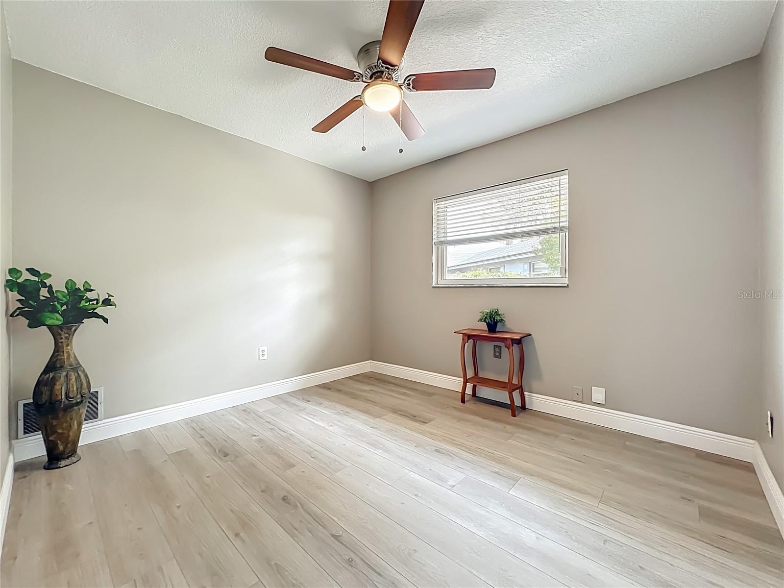 Image 45 of 59 For 737 Hardwick Court