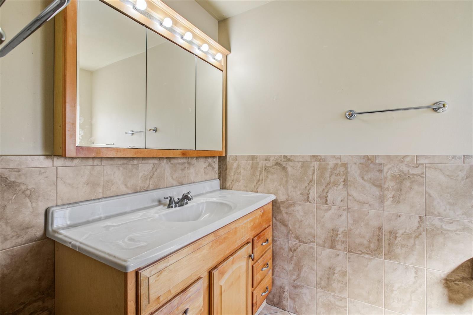 Image 12 of 22 For 8234 Imber Street