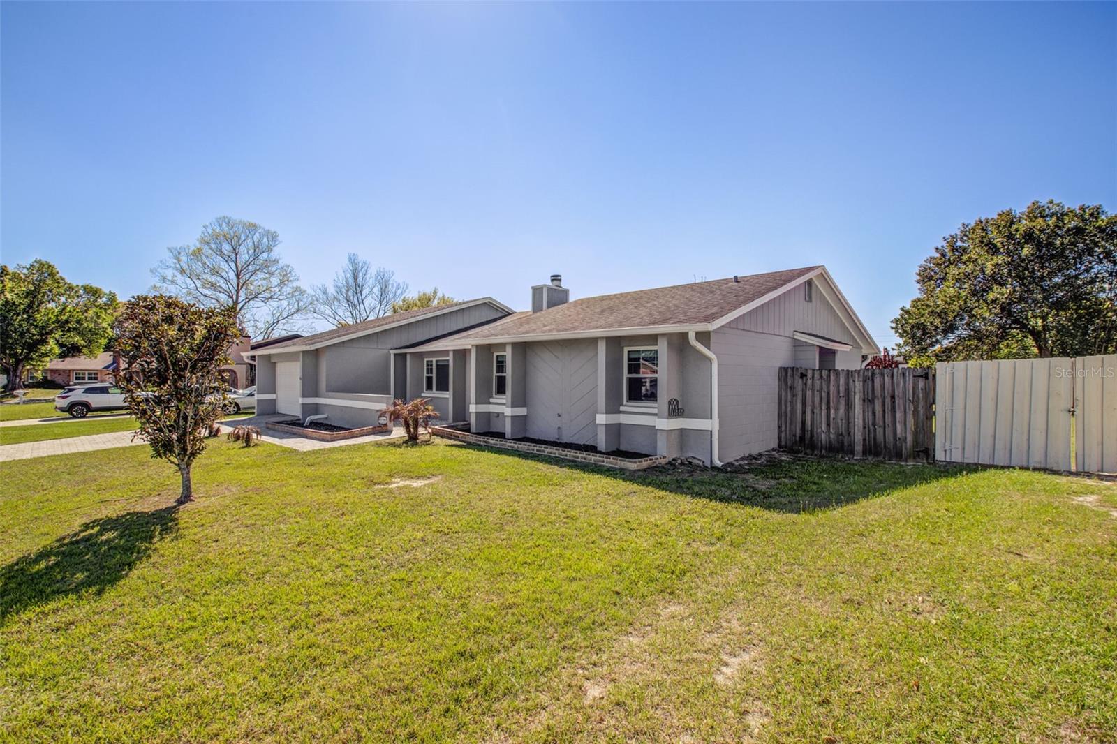 Image 3 of 22 For 8234 Imber Street