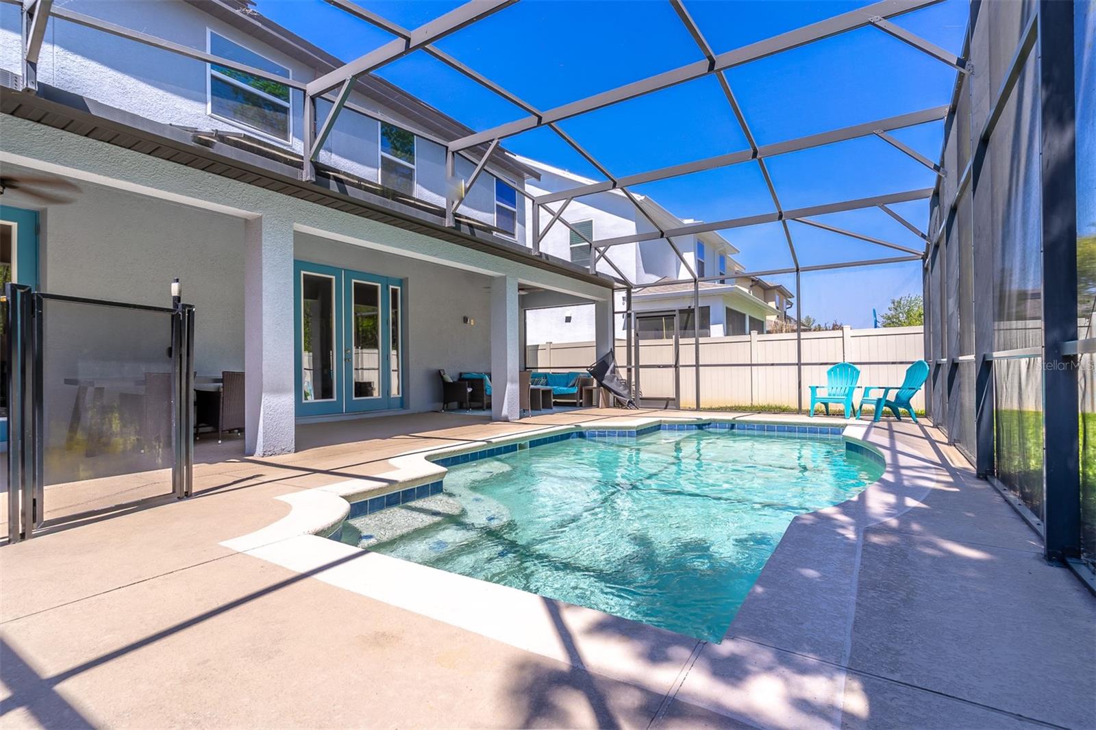 Image 23 of 42 For 689 Seven Oaks Boulevard