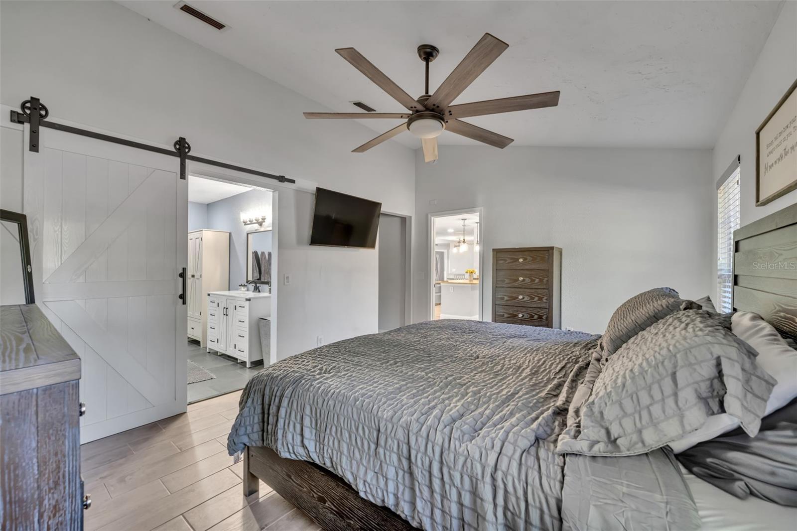 Image 12 of 38 For 1350 Arapaho Trail