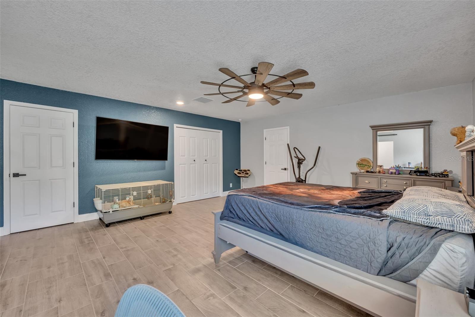 Image 15 of 38 For 1350 Arapaho Trail