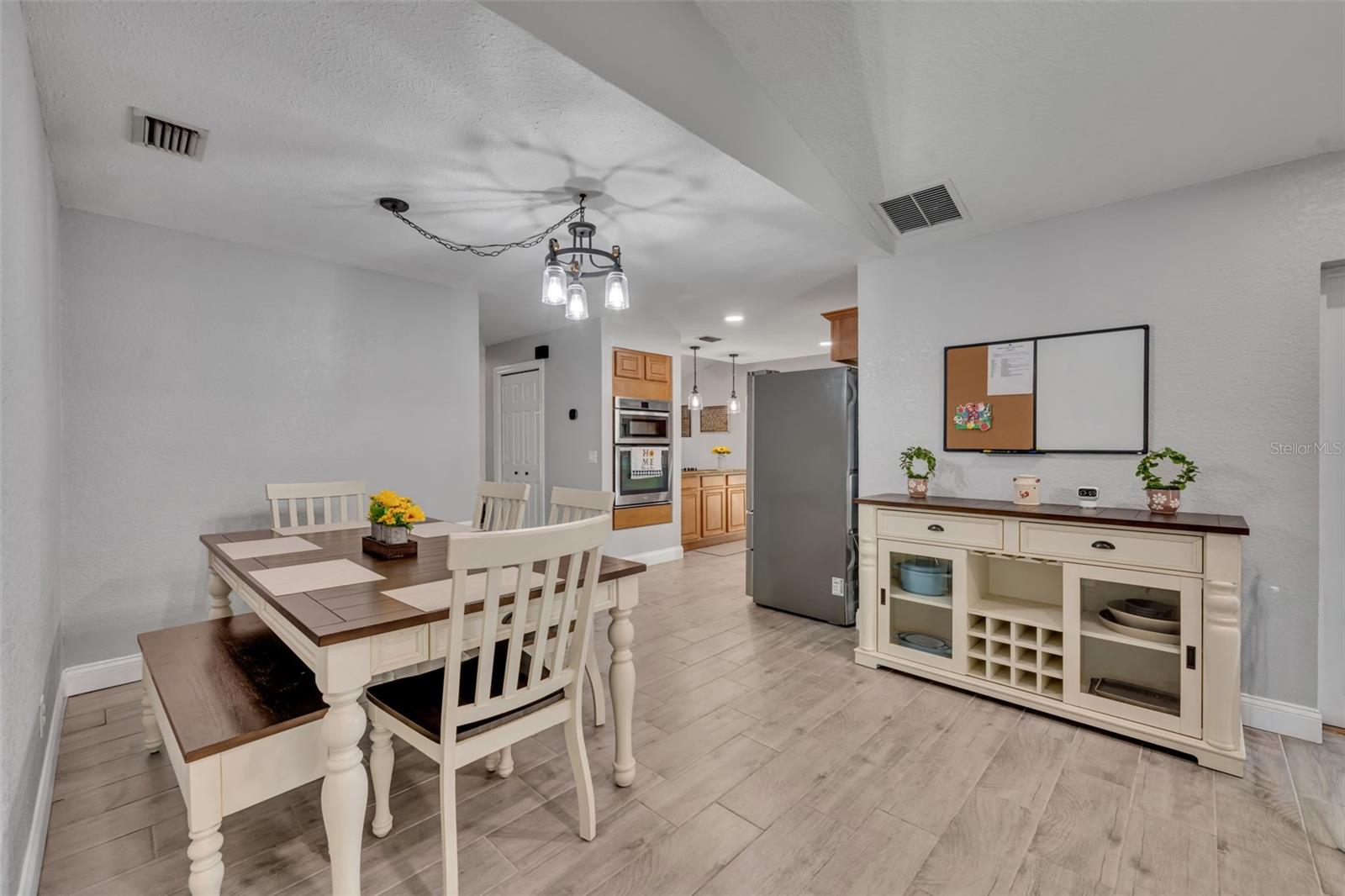 Image 7 of 38 For 1350 Arapaho Trail