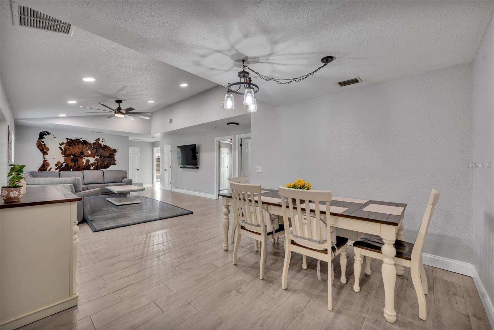 Image 8 of 38 For 1350 Arapaho Trail