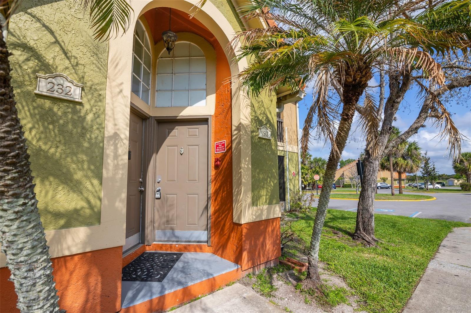 Image 5 of 31 For 413 Fountainhead Circle 132