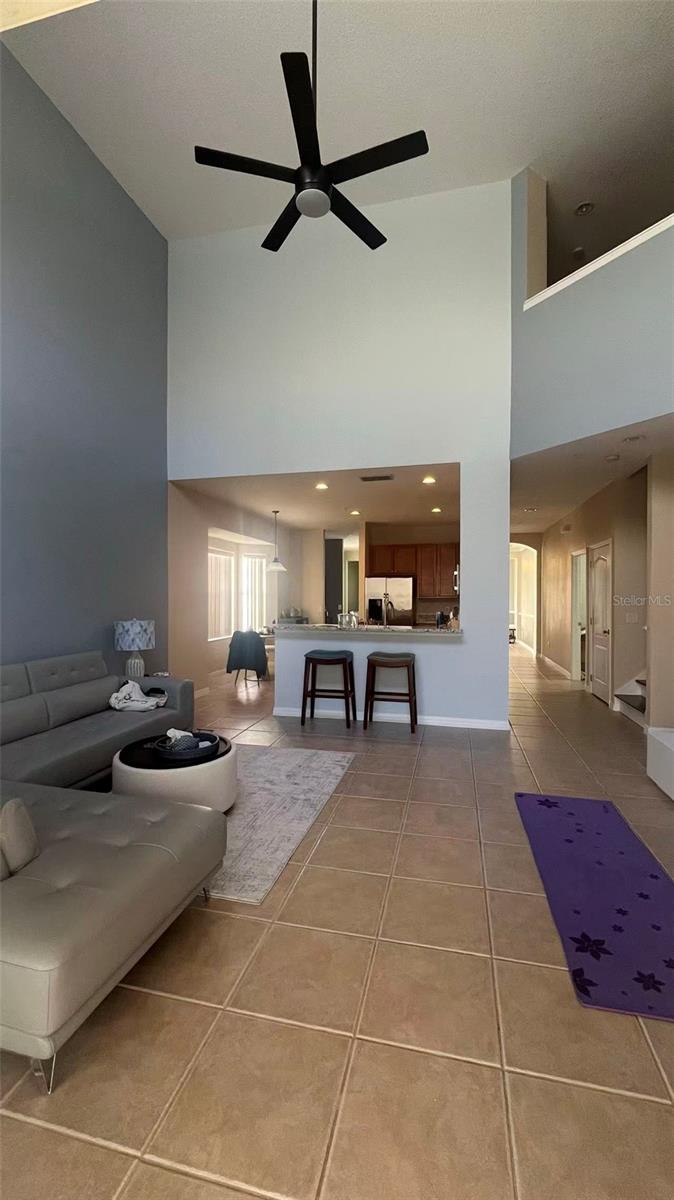 Image 10 of 21 For 9910 Moss Rose Way