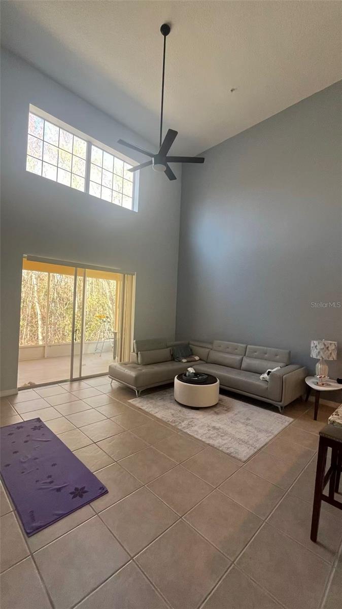 Image 12 of 21 For 9910 Moss Rose Way