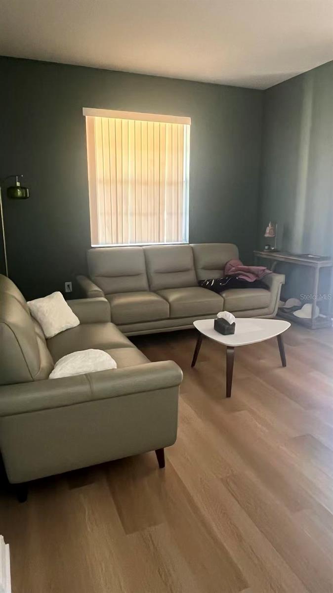 Image 15 of 21 For 9910 Moss Rose Way